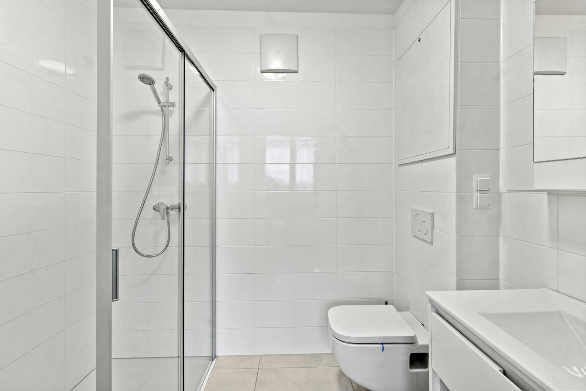 Close To Augarten I 5 Minutes To Metro, Bus And Train I Wifi I Very *