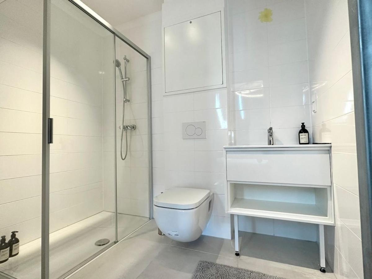 Apartment Close To Augarten I 5 Minutes To Metro, Bus And Train I Wifi I Very Wien