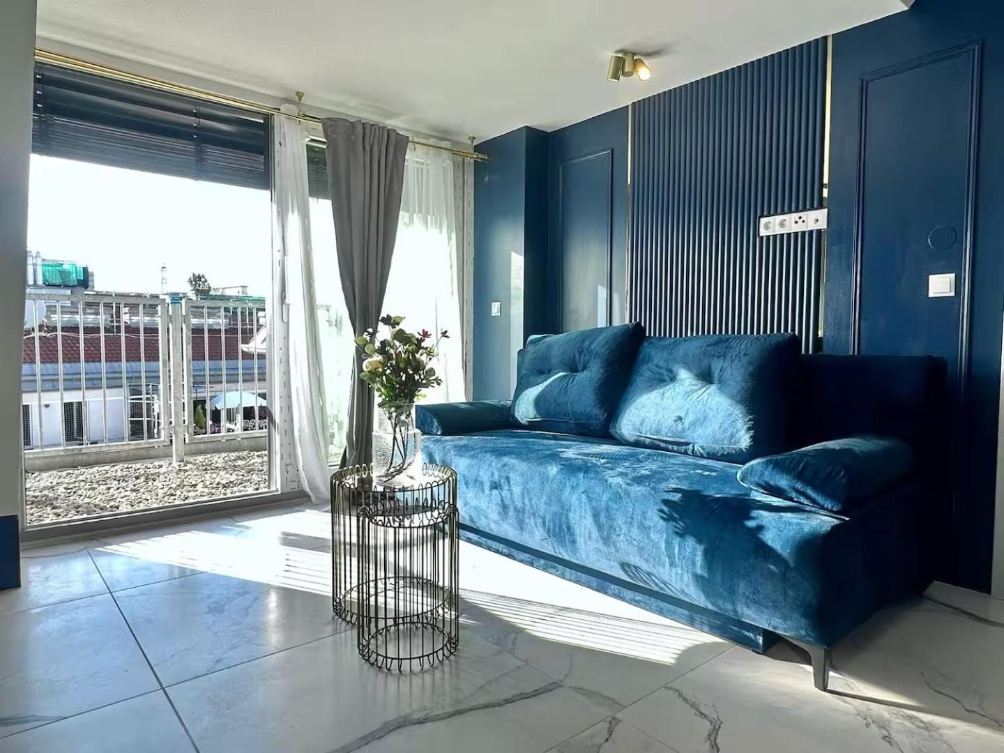 Close To Augarten I 5 Minutes To Metro, Bus And Train I Wifi I Very Apartment *
